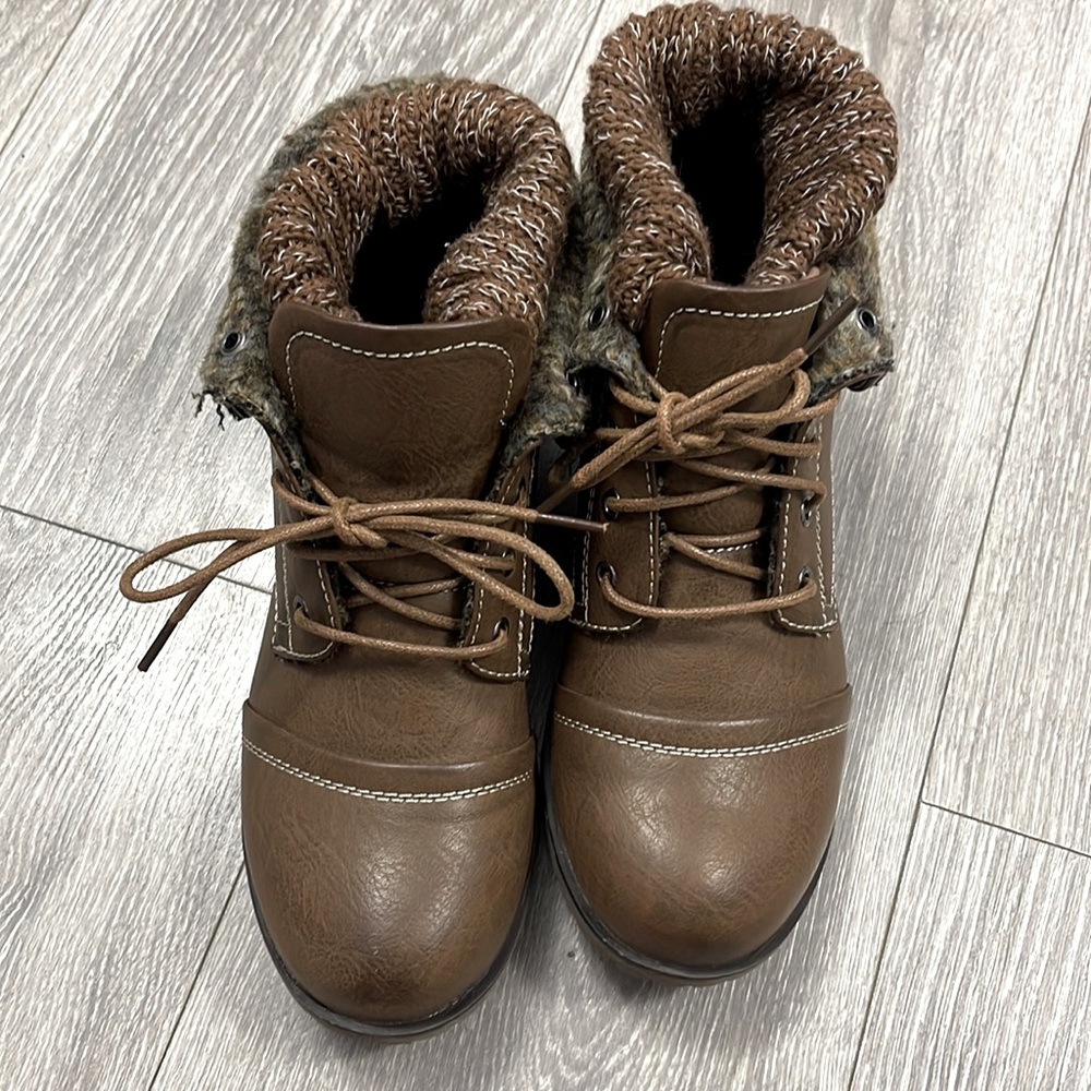 New Moda Chics Boots